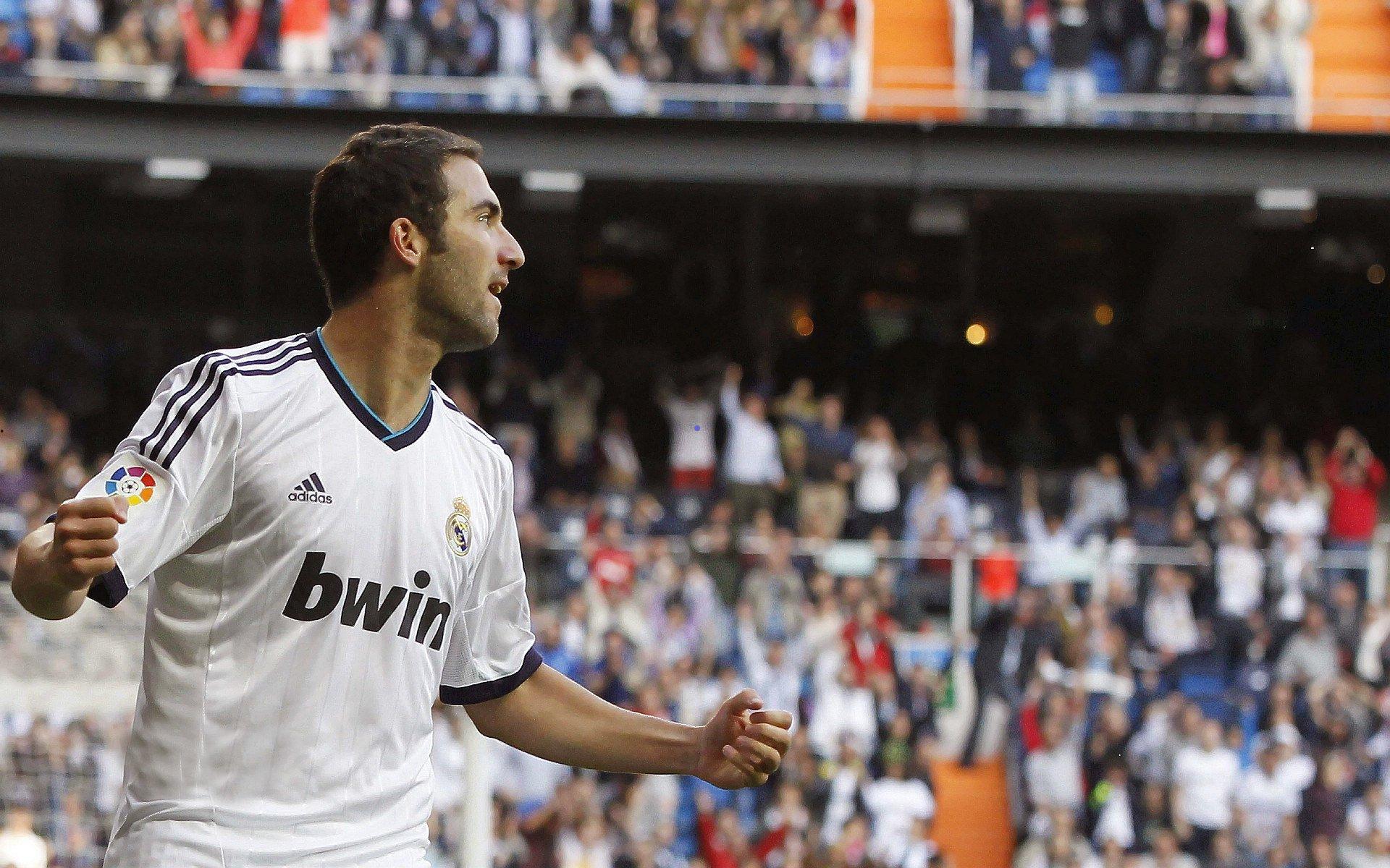 HWG！罗马诺重磅确认，桑德兰豪掷2000万欧锁定圣吉罗斯中场核心萨迪基，英冠升超野心再进一步